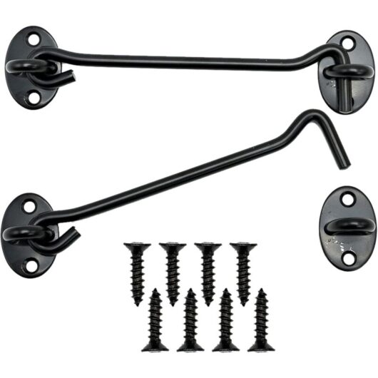 Csparkv - 2 Pcs Door Hook Catch, Black Stainless Steel Door Hook Lock, with Mounting Screws, for Window, Barn Door, Shed Door, Garage Door (2 pcs